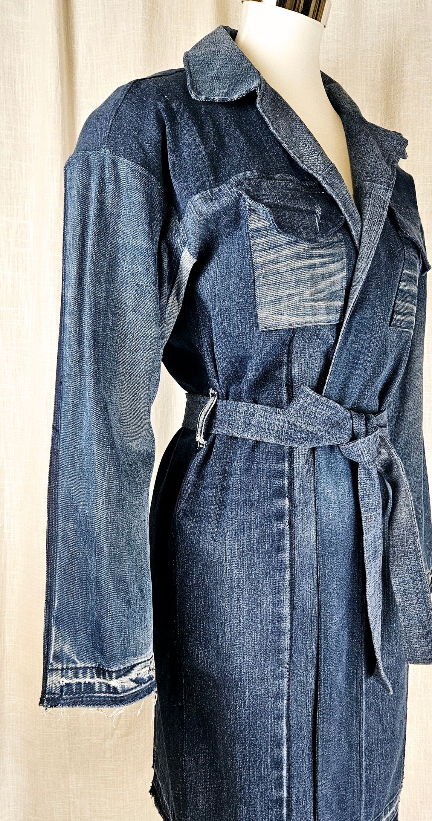 Upcycled Jeansmantel Gr. S/M