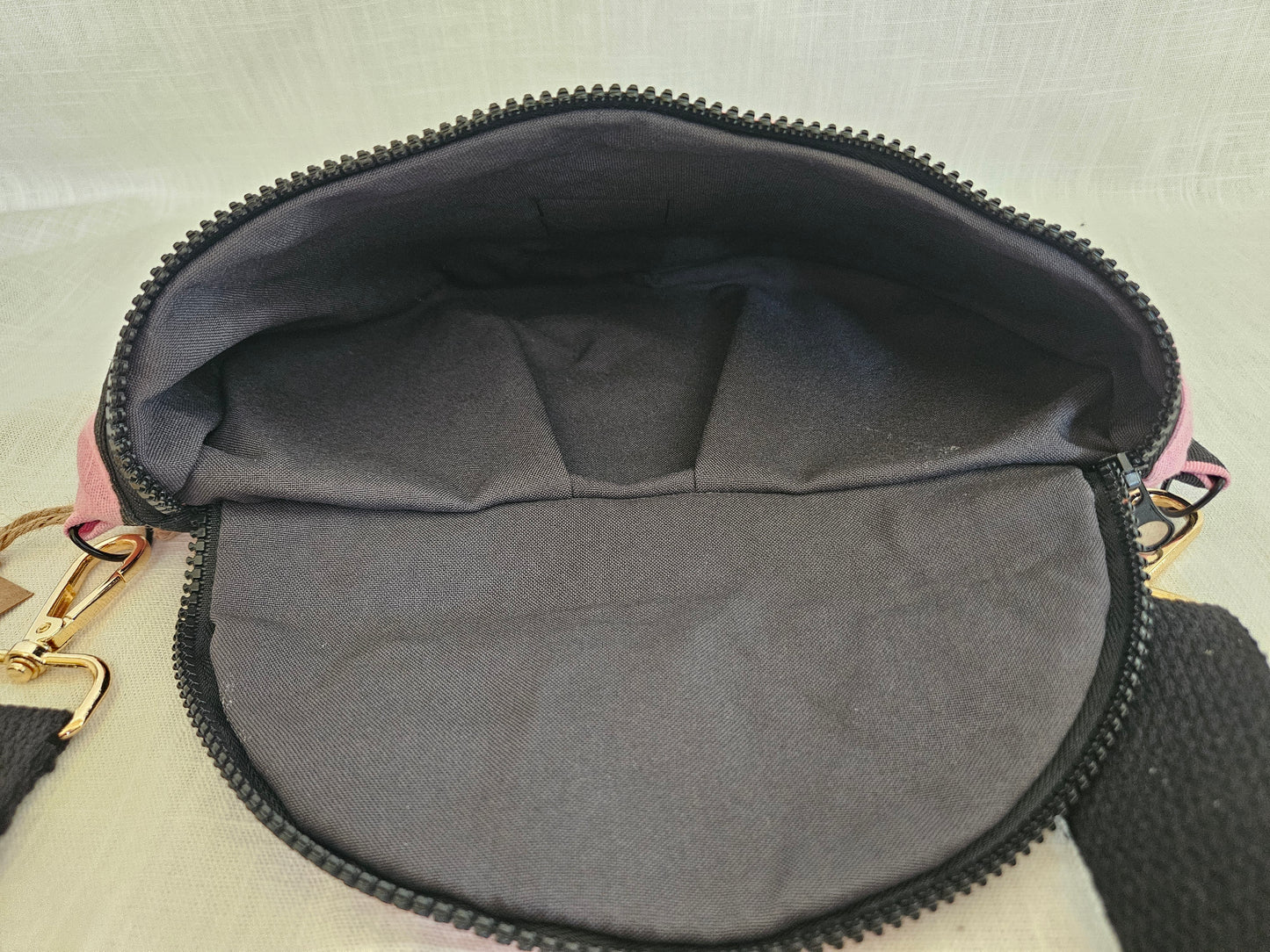 Crossbody Bag XO "Schwarz"