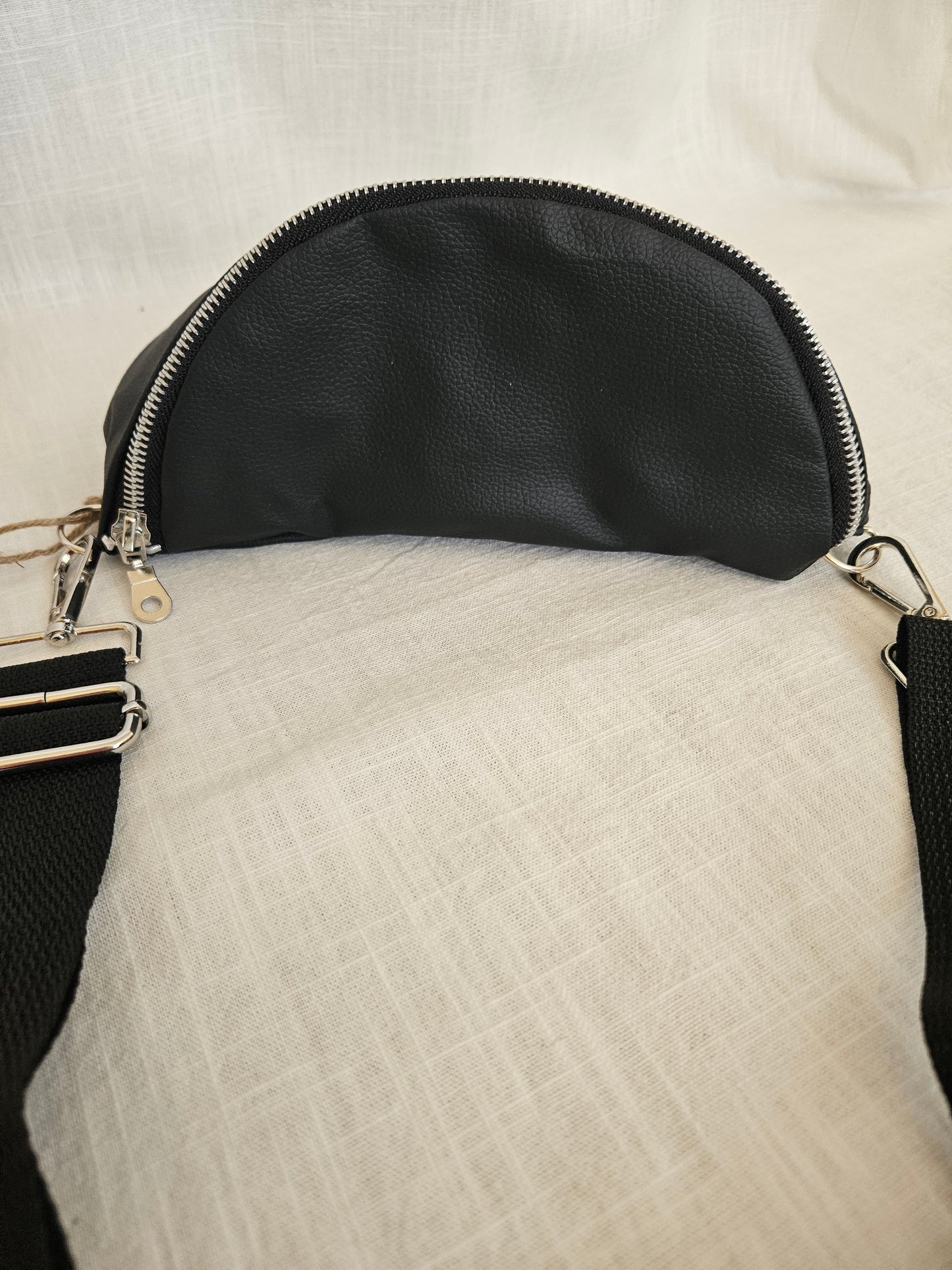 Schwarze Crossbody Bag matt "Schwarz"