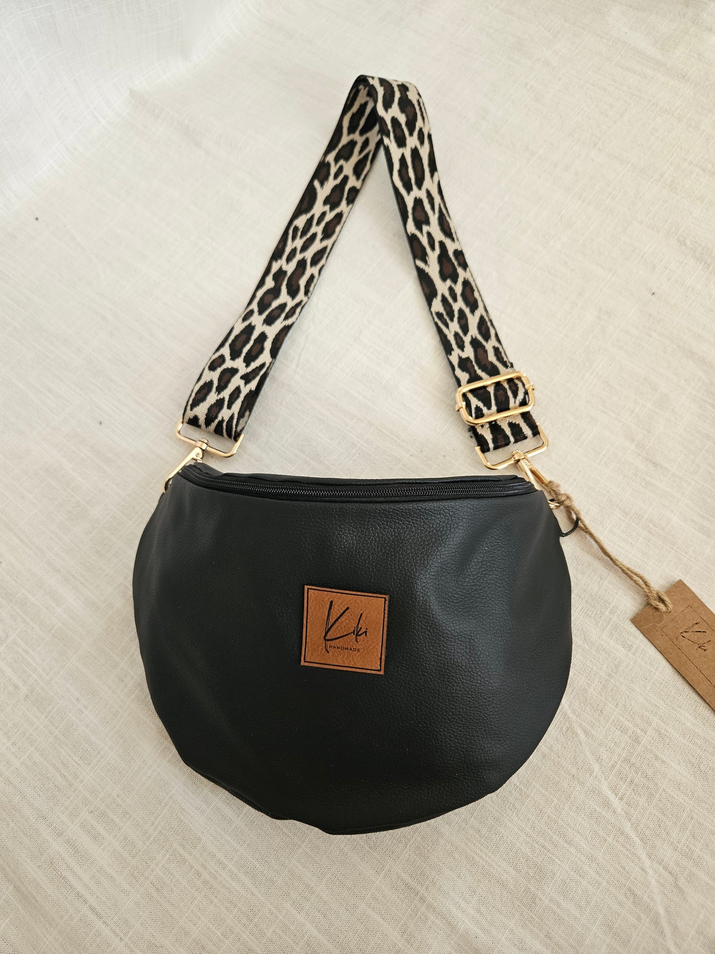 Schwarze Crossbody Bag matt "Leo"