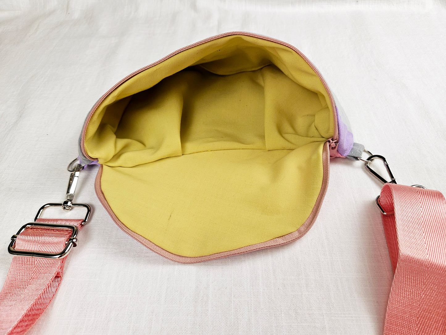 Upcycled Crossbody Bag "Vintage"