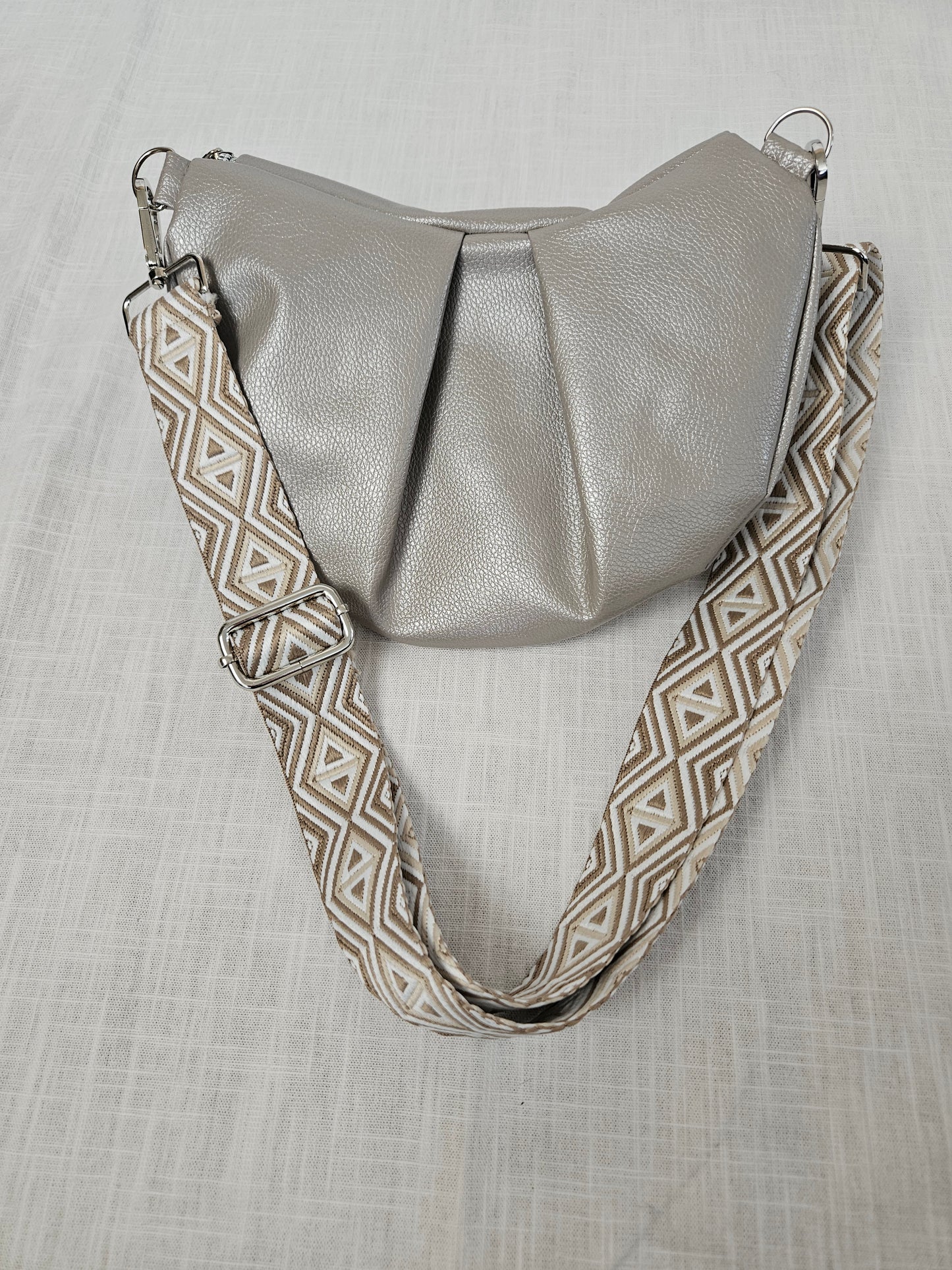 Silber Crossbody Bag mit Glow