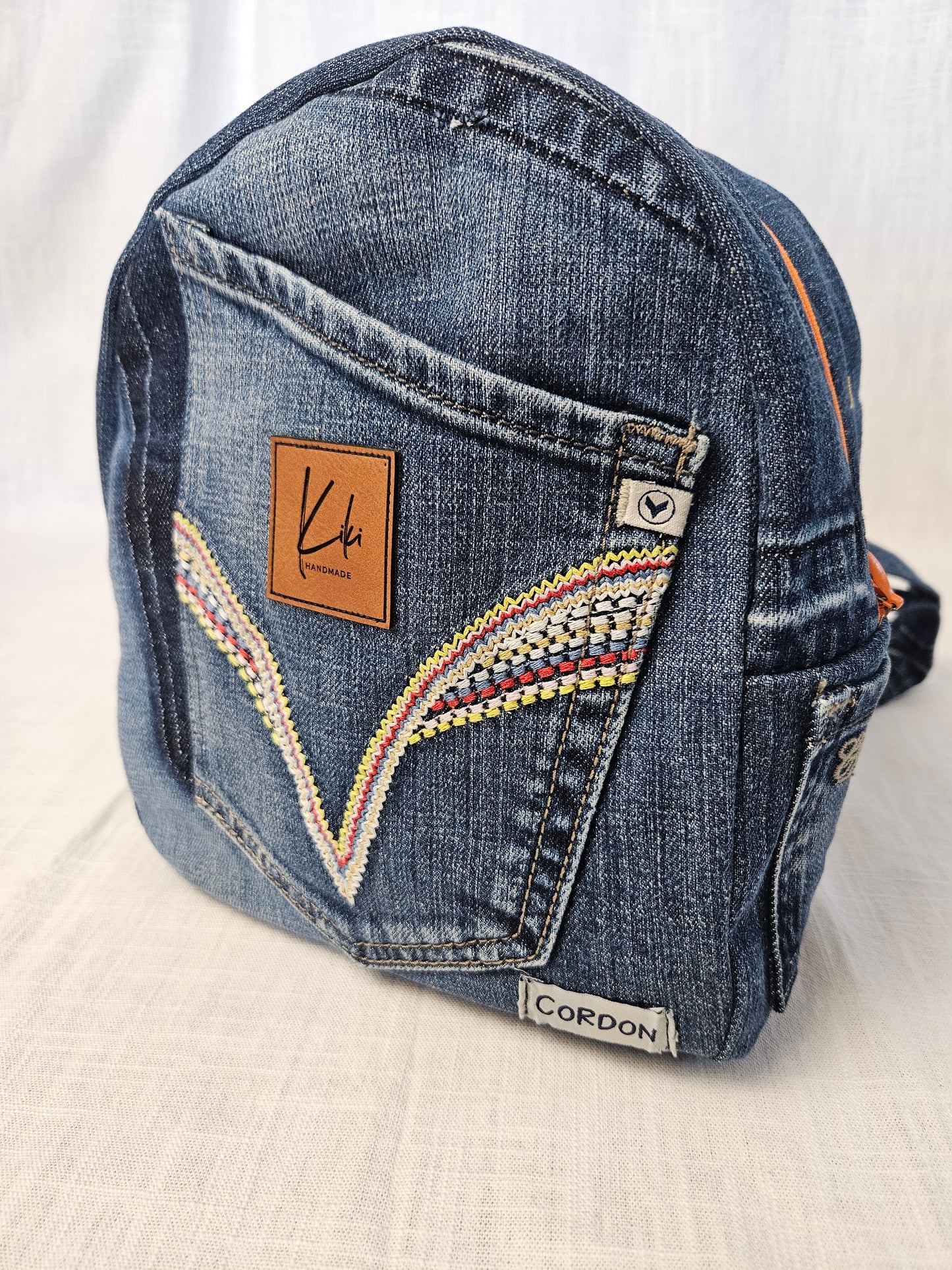 Upcycled Jeans Mini Rucksack dunkelblau "Cordon"