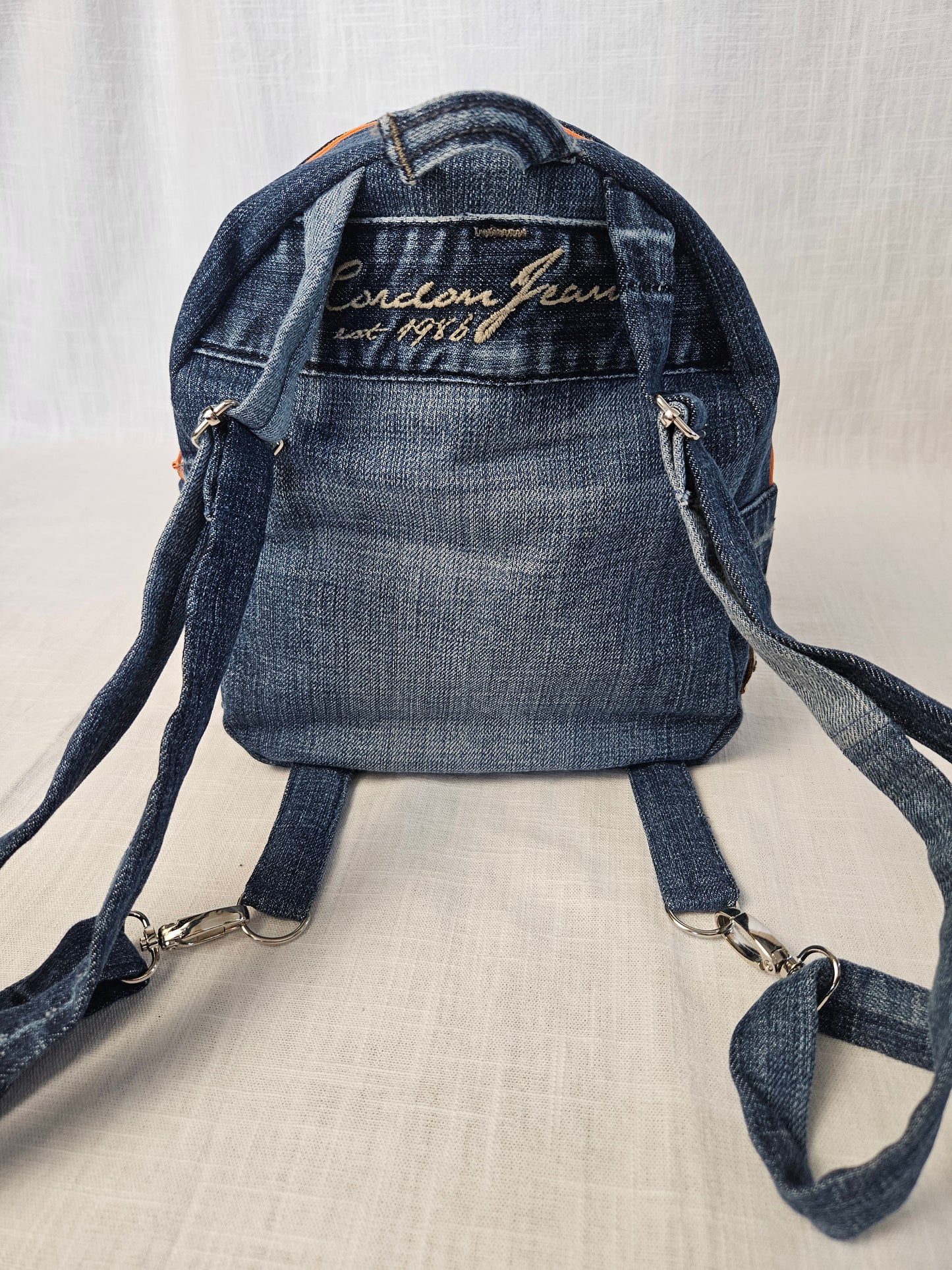 Upcycled Jeans Mini Rucksack dunkelblau "Cordon"