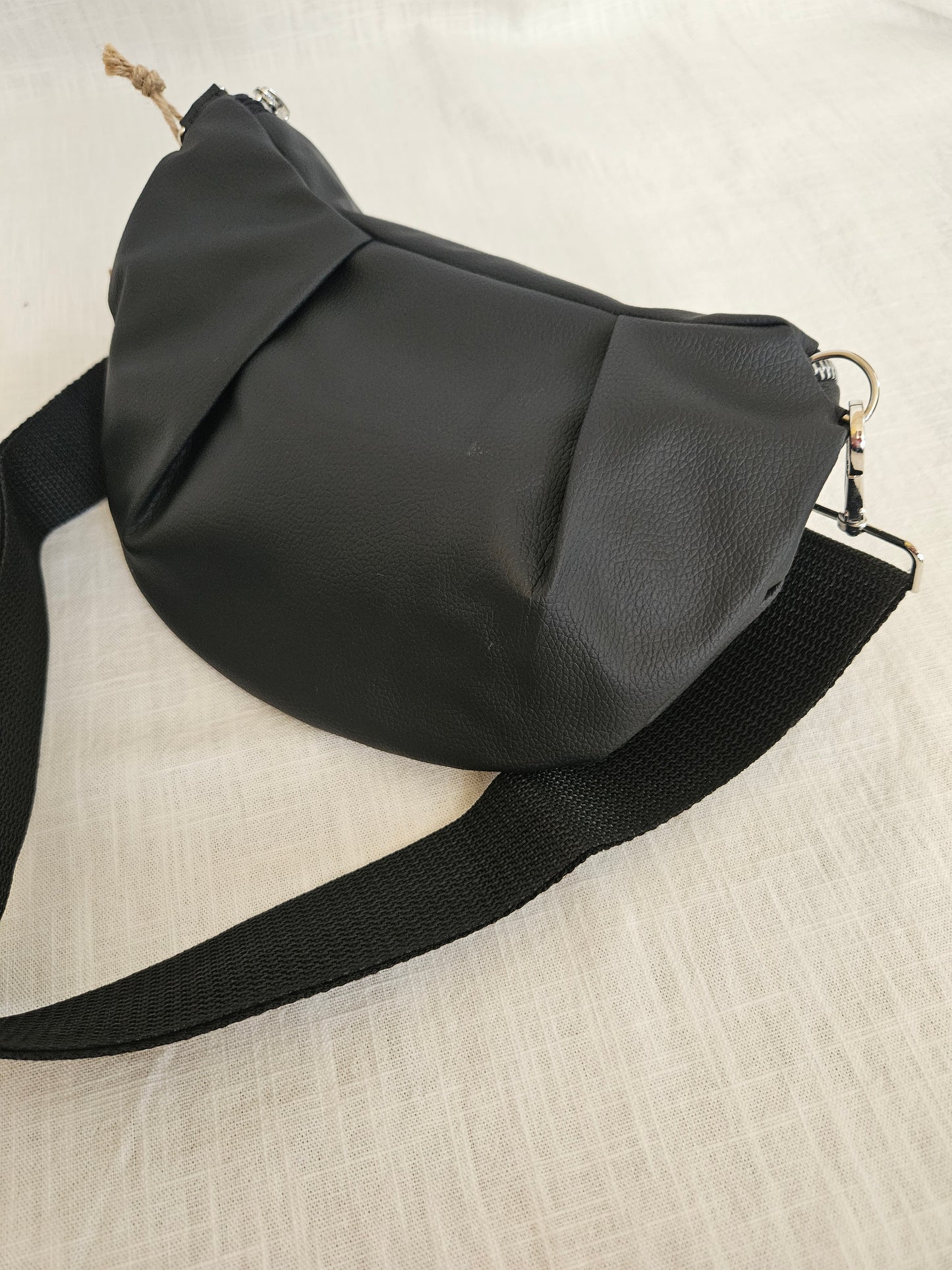 Schwarze Crossbody Bag matt "Schwarz"