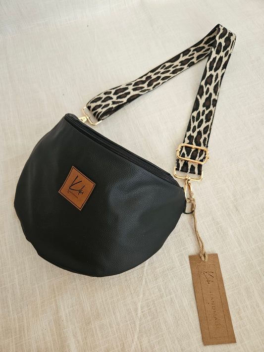 Schwarze Crossbody Bag matt "Leo"